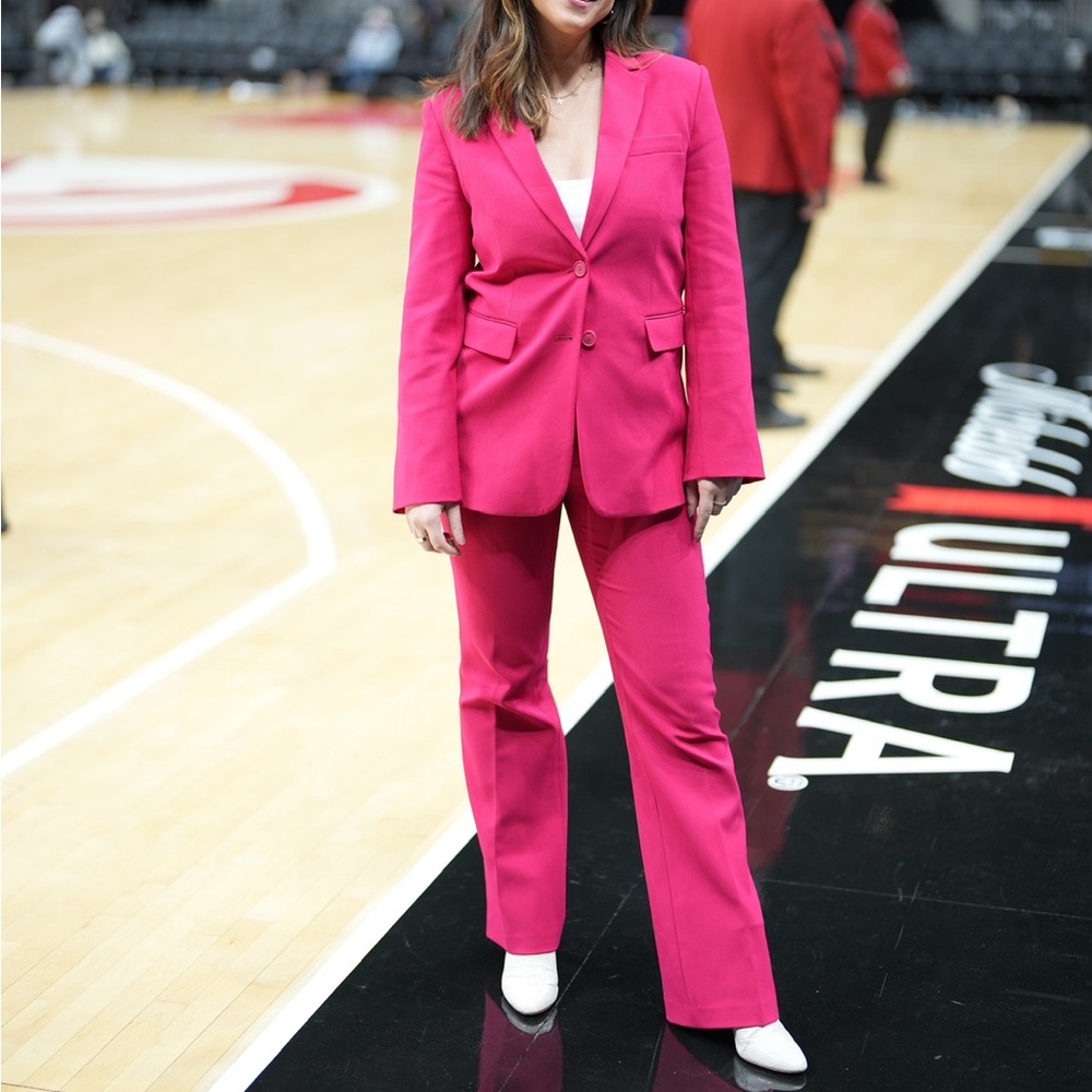 Zara Women’s Dark Pink Pant Suit